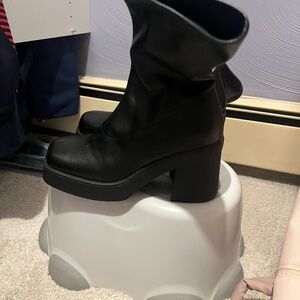 Steve Madden Square Toe Boots